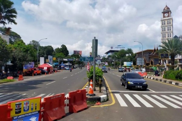 Jalur Puncak Ditutup Selama 12 Jam Selama Malam Tahun Baru