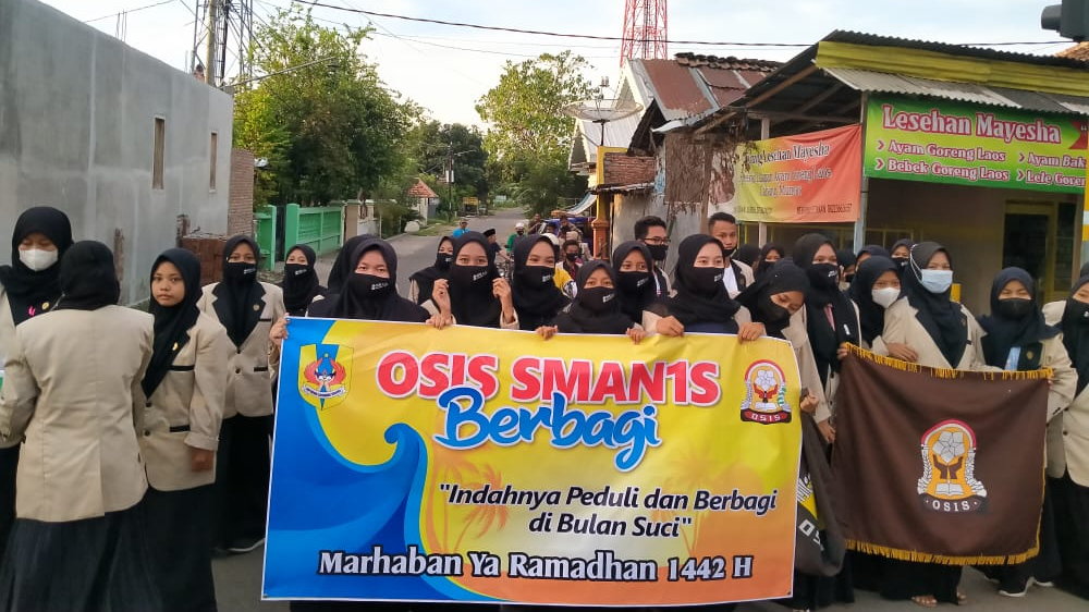 SEKOLAH BERKARAKTER