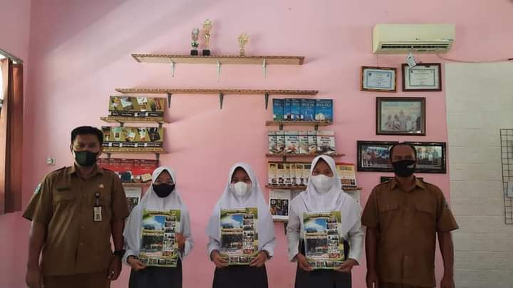 SEKOLAH BERPRESTASI