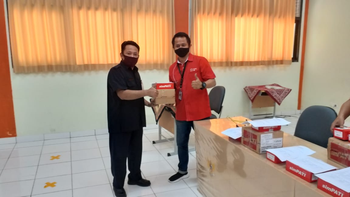 SMK di Kepulauan Seribu Ini Dapat 600 Kartu Perdana untuk Belajar 