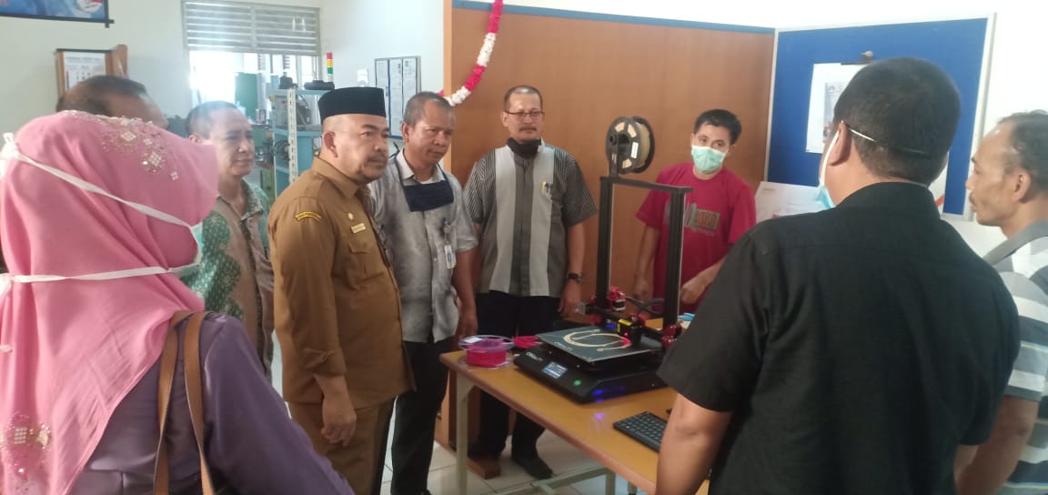 Kontribusi Pelajar SMKN 2 Banda Aceh Ciptakan Pelindung Wajah 