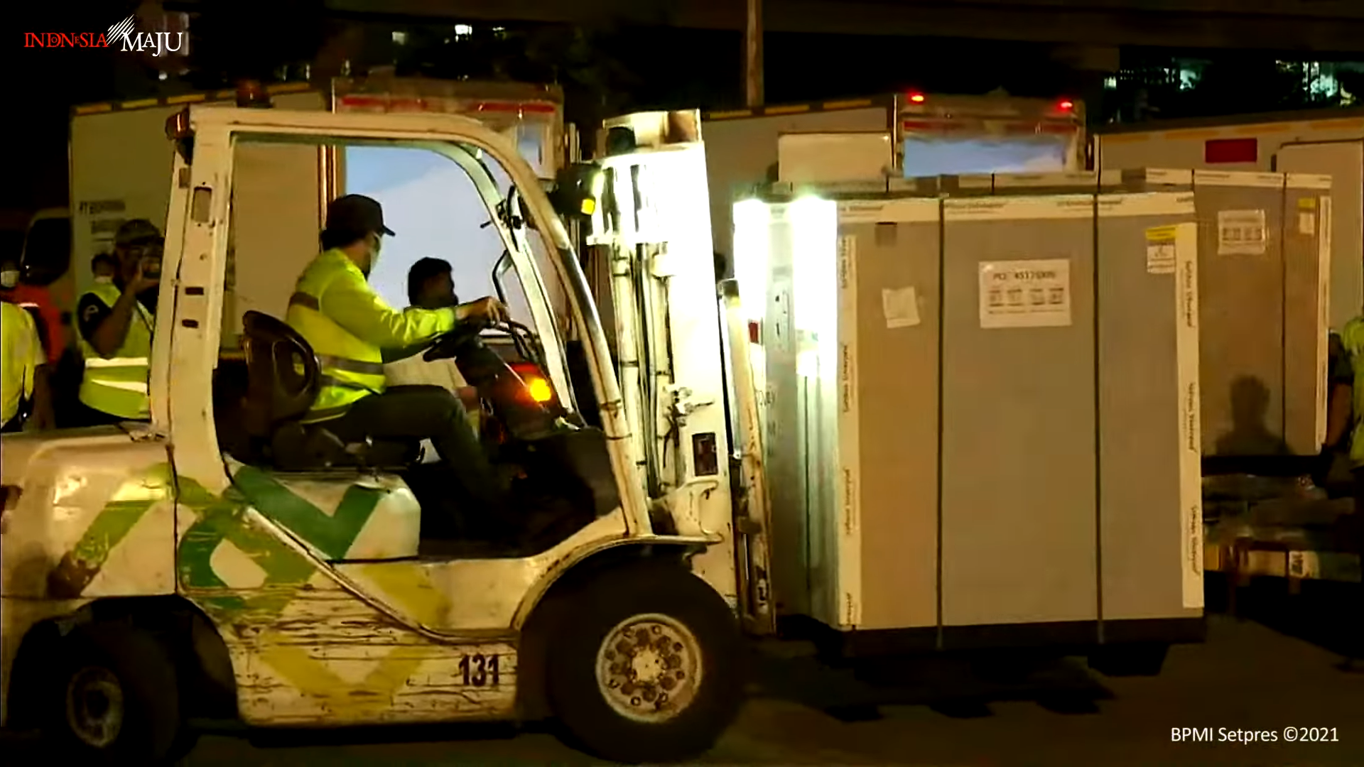 Sebanyak 1,1 juta dosis vaksin Tahap Keenam dari AstraZeneca Tiba Di Indonesia