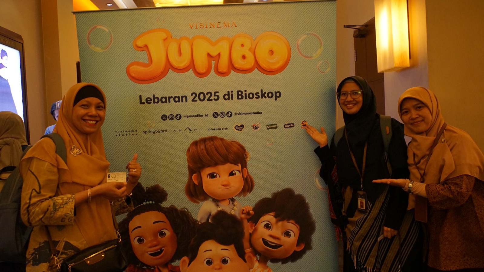 Wakil Menteri  dan Tiga Direktur Saksikan Film Animasi Anak  Jumbo