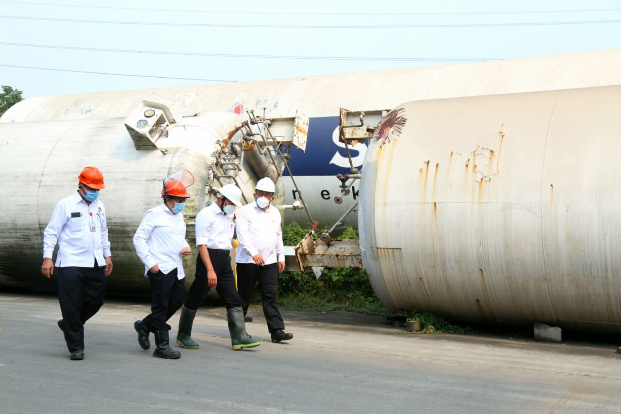 Menko PMK Kunjungi Pabrik Pembuatan  Oksigen Untuk Rumah Sakit di Cibitung