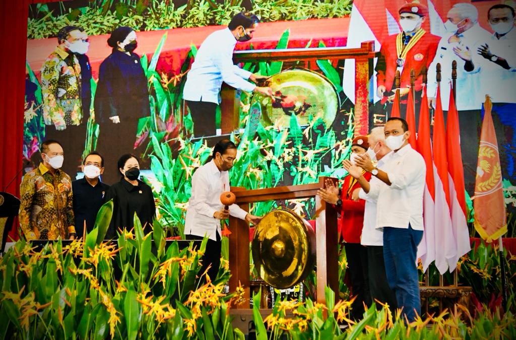 Buka Kongres Nasional ke-32 PMKRI, Presiden Pastikan Pemindahan IKN Sesuai Rencana