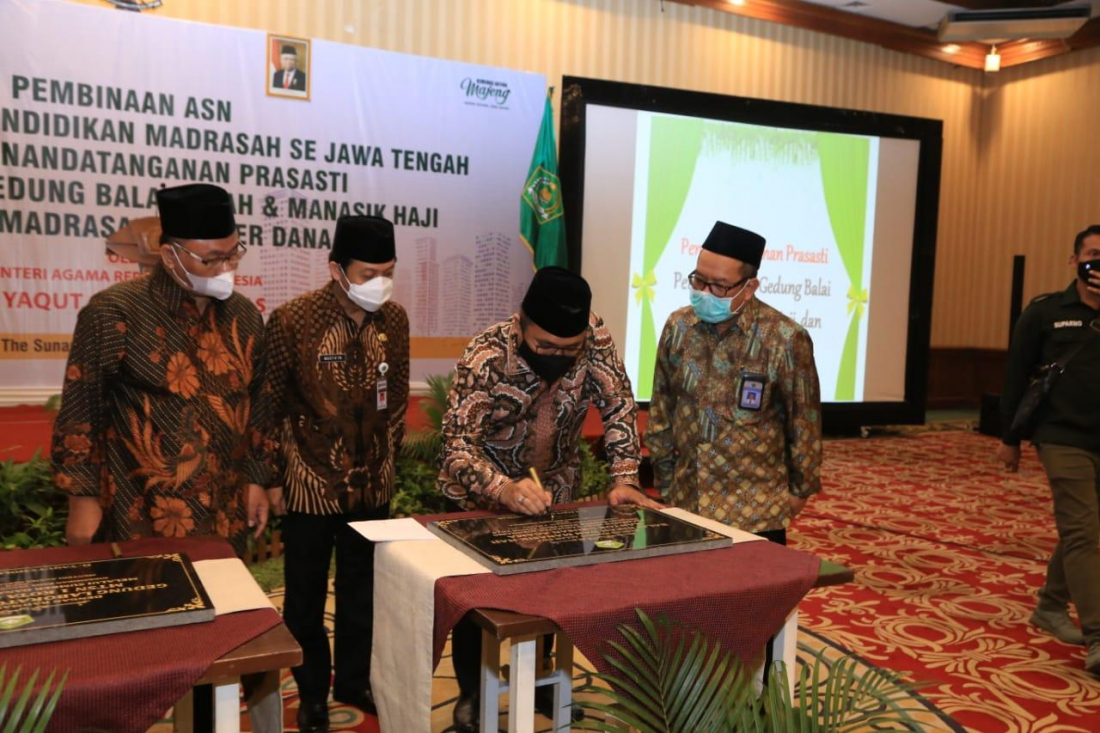 Guru Madrasah Dapat Akses Gratis Buku dan Jurnal Dari Perpustakaan Nasional