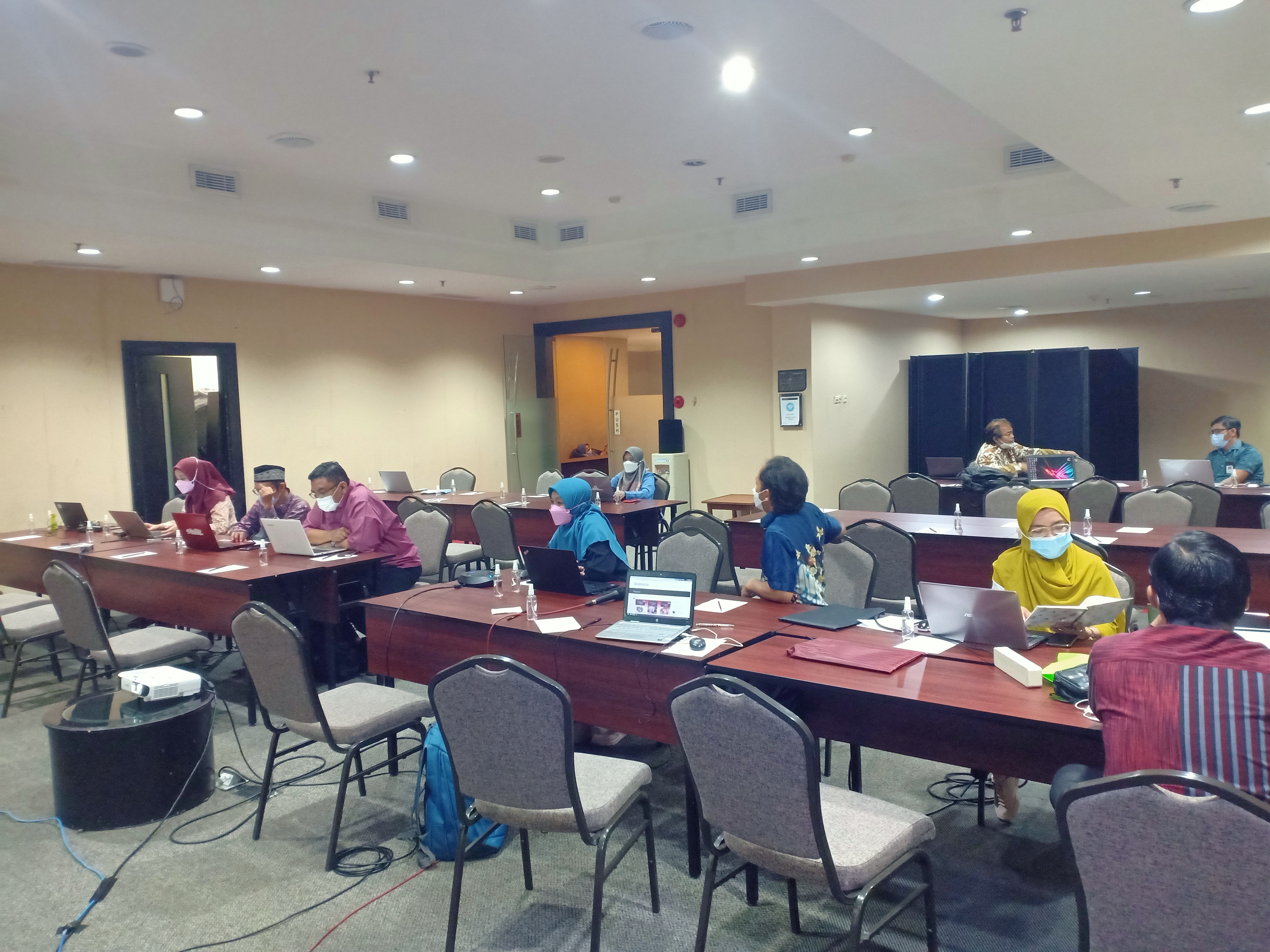 Pusdatin Rancang Model Pembelajaran Berbasis TV-E  dan Radio Suara Edukasi untuk Jenjang PAUD Dikdasmen