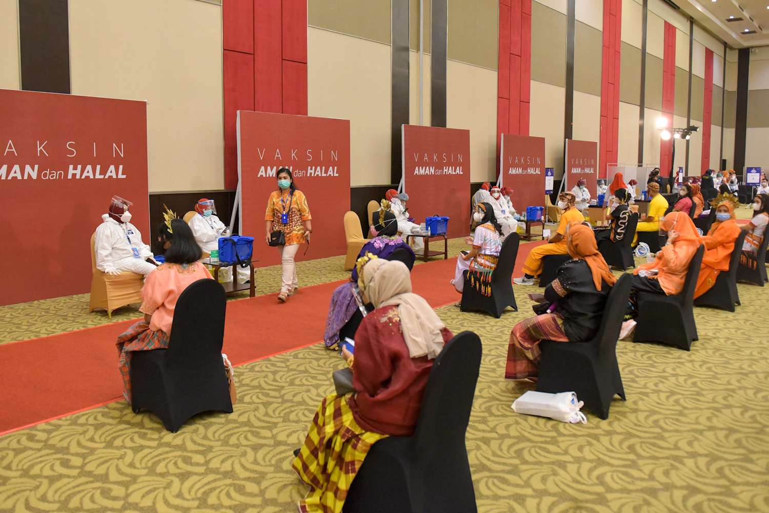 Badan Eksekutif Mahasiswa se Nusantara Gelar Vaksinasi Bersama di GOR Bulungan Jakarta