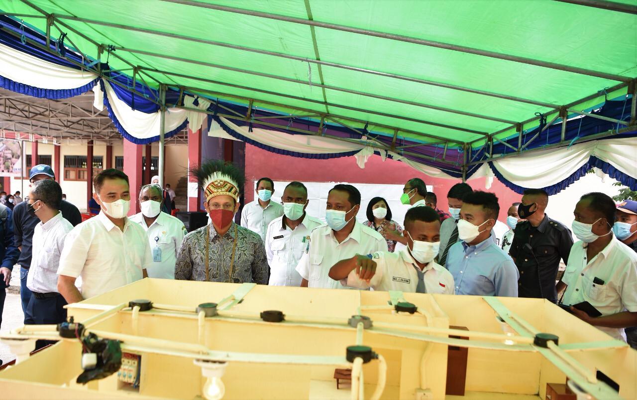 Masalah Kekurangan Guru dan Rendahnya Kesejahteraan Tenaga Pendidik Coba Diatasi Dengan PPPK