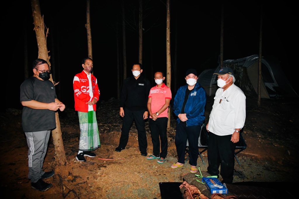 Presiden Menikmati Malam di IKN, Pembangunan IKN Diawali dengan Rehabilitasi Lahan
