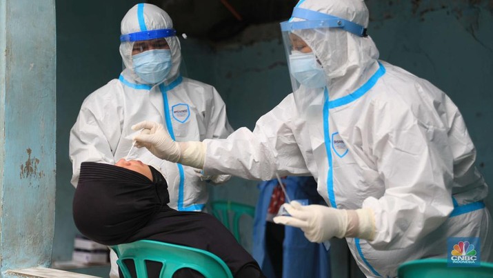 Banyak Aduan Masyarakat, Diputuskan Exit Test PCR Cukup 1 Kali