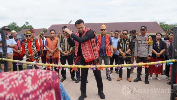 Fransiskus Diaan Ajak Generasi Muda Jaga Identitas Budaya Dayak