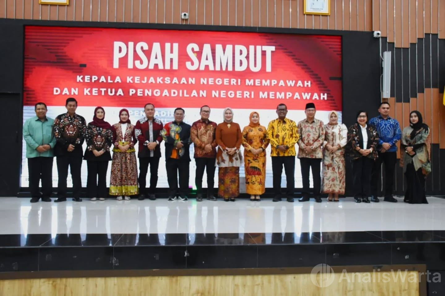 Suasana Hangat Warnai Pisah Sambut Kejari dan Ketua PN Mempawah, Bupati Sujiwo Tegaskan Pentingnya Sinergi