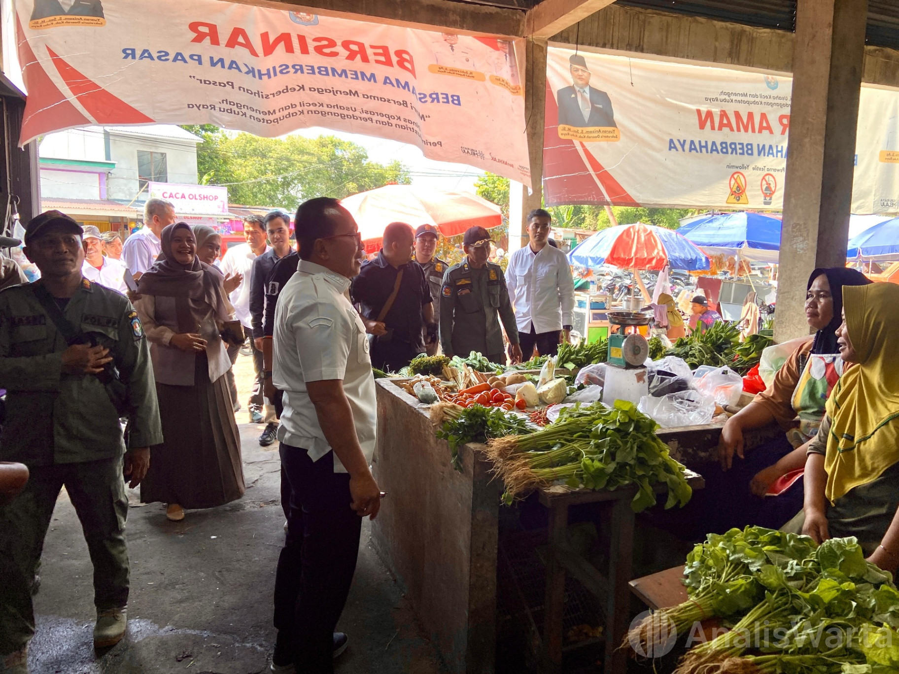 Pedagang Nyaman, Pembeli Betah, Sujiwo Rancang Transformasi Pasar Bahagia