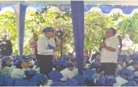 Pesan Bupati Sujiwo untuk Mahasiswa,  IPK Saja Tak Cukup, Harus Berani Bicara dan Disiplin