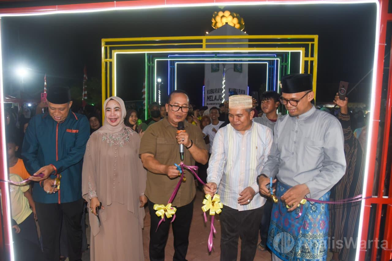 Resmikan Ruang Publik Tugu Langsat, Sujiwo Sulap Kawasan Gelap Jadi Ruang Berkumpul Warga