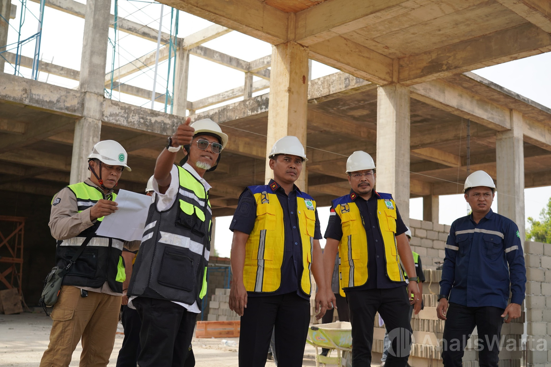 Kakanwil Tinjau Gedung Imigrasi Putussibau, Pastikan Progres Sesuai Target
