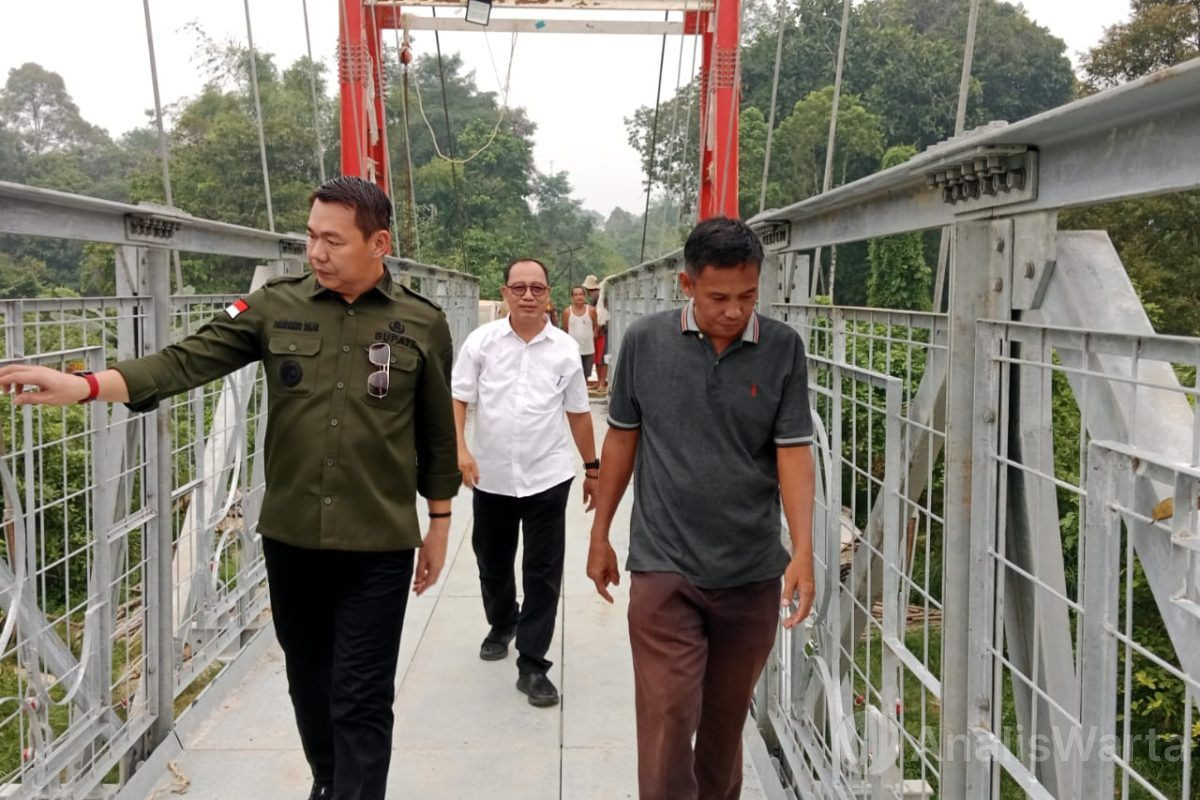 Jembatan Gantung Tanjung Karang Hampir Rampung, Buka Akses Warga Kapuas Hulu