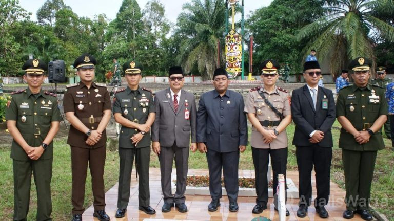 Topan Ali Akbar Kenang Tragedi Mandor lewat Upacara Hari Berkabung Daerah