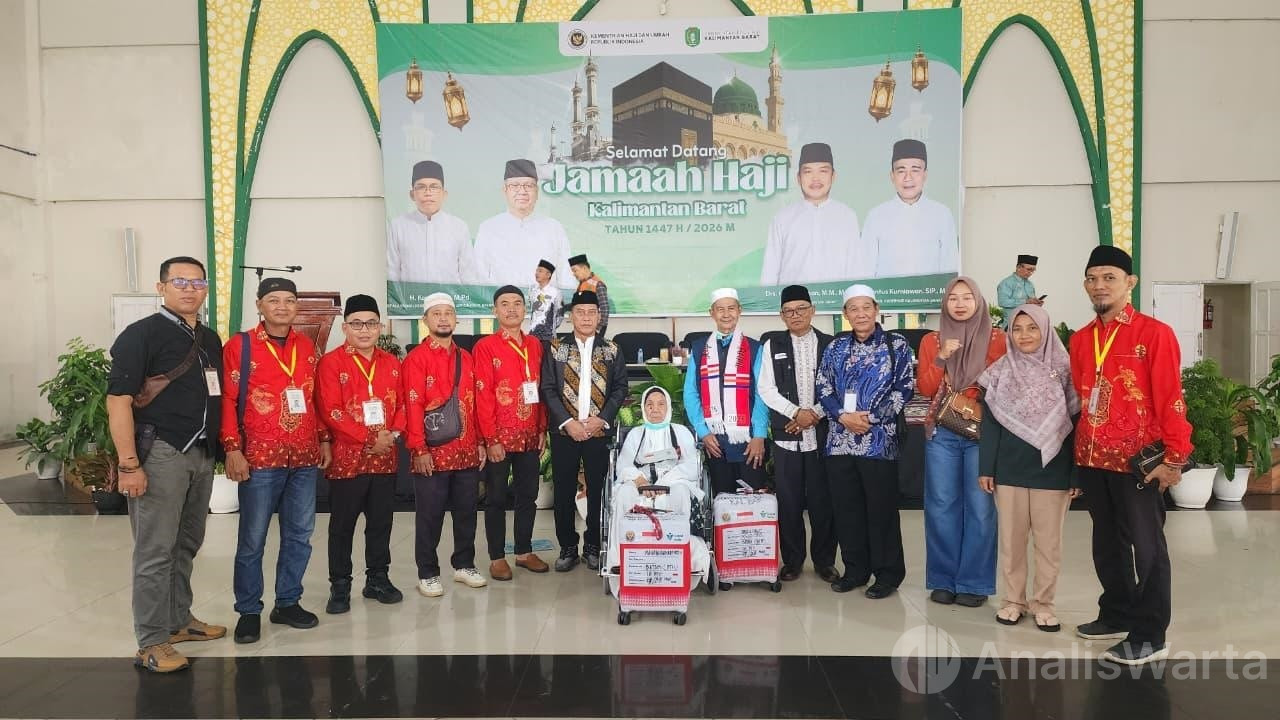 Wabup Kapuas Hulu Sambut Kepulangan Jamaah Haji di Pontianak