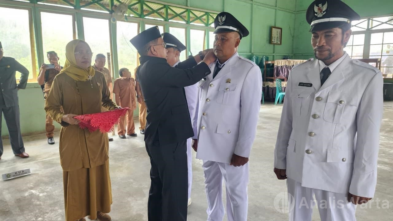 Sukardi Lantik Tiga Kepala Desa PAW, Dorong Tata Kelola Pemdes Inovatif