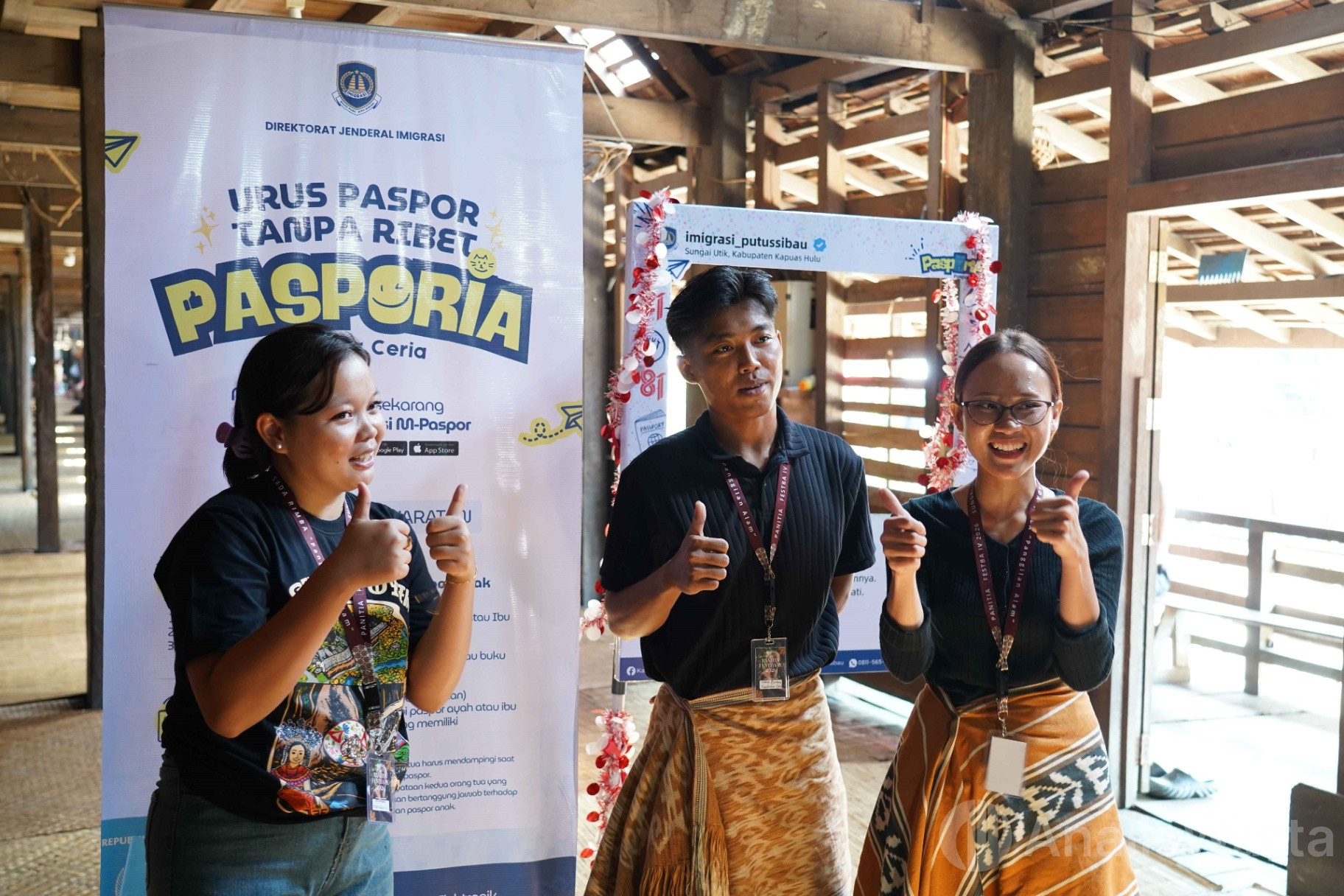 PASPORIA Hadir di Sungai Utik, Warga Kapuas Hulu Bisa Urus Paspor Lebih Dekat
