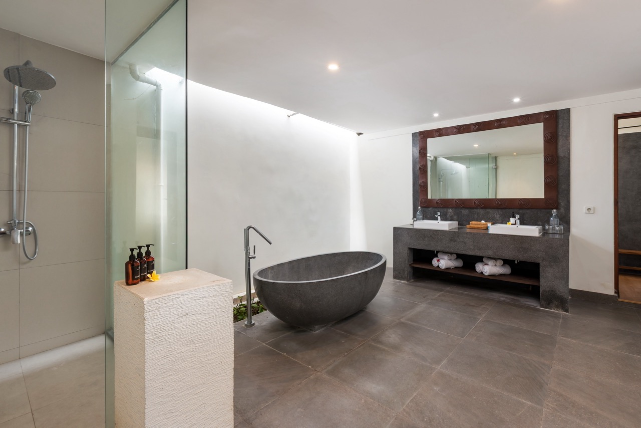 19 Andaman Bedroom F10 Large