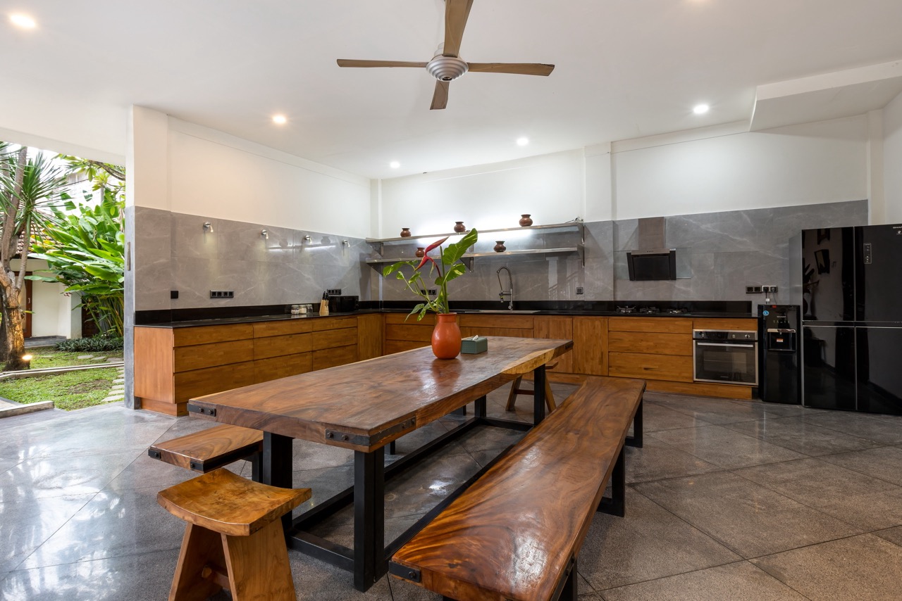 22 Andaman Dining 01 Large