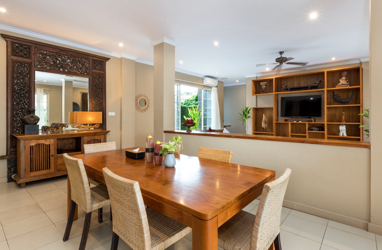 14 Jalak 17B Dining 01 Large