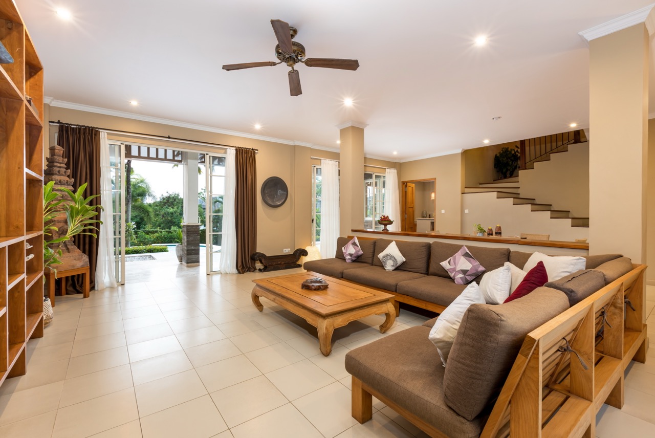 20 Jalak 17B Living 02 Large