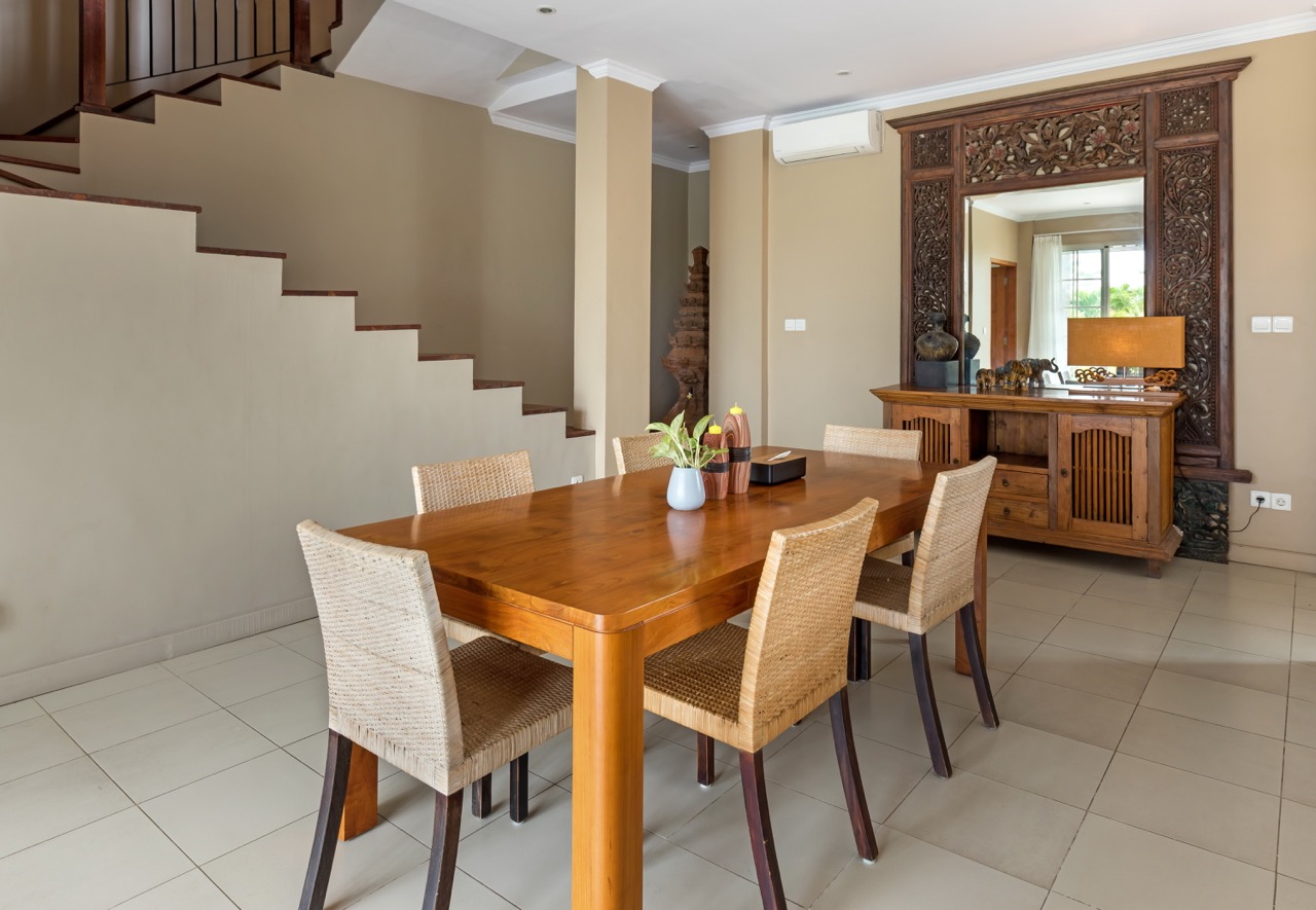 15 Jalak 17B Dining 04 Large