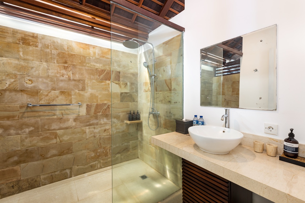 8 Kerta Rama Bedroom B05 Large