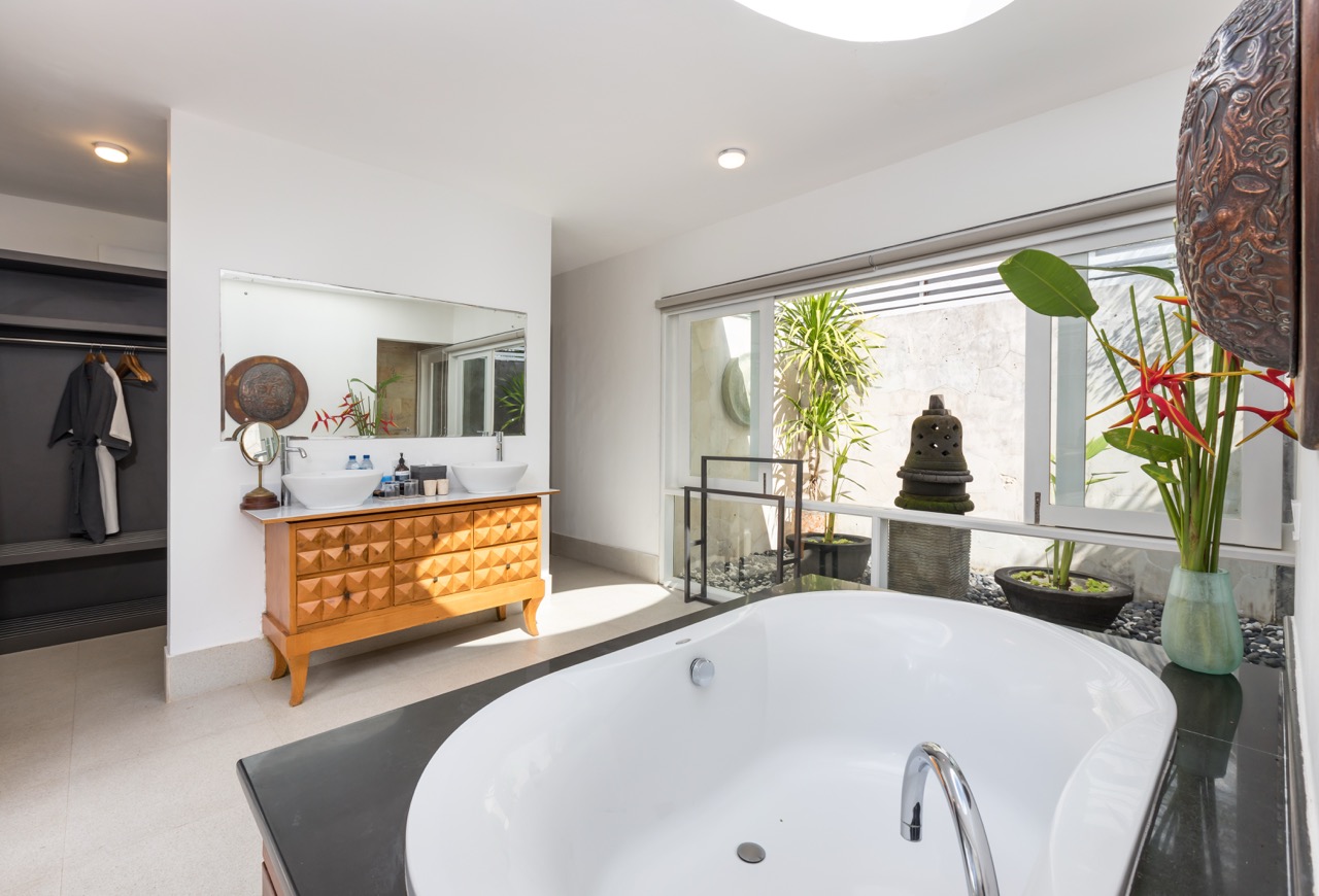 3 Kerta Rama Bedroom A06 Large