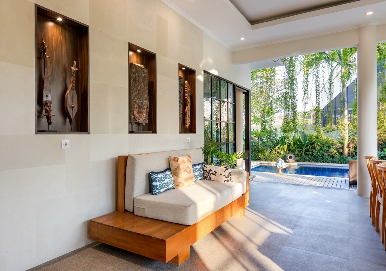 9 Kukua - Living 02 Large