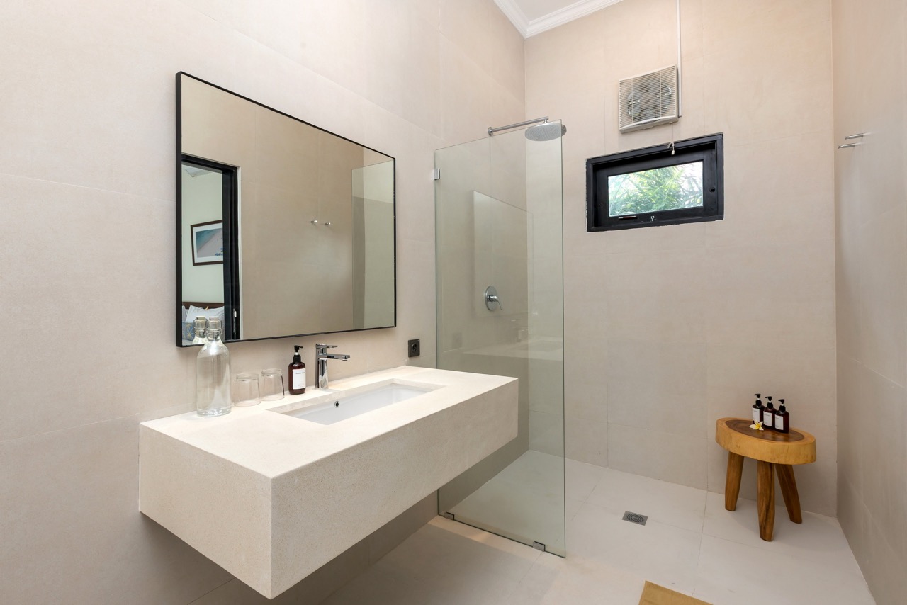 4 Beach8 Bedroom 104 10 Large