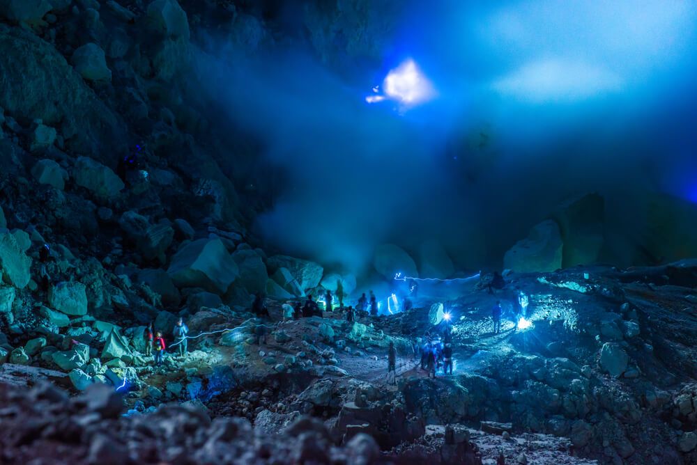 Breaking news: Ijen Mountain Reopens for Bluefire Viewing: Here is What You Need to Know