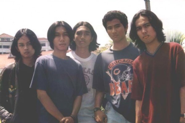 Perjalanan karier 26 tahun Sheila On 7 yang masih eksis di festival musik, seperti Pestapora.