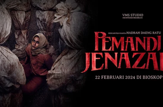 Review film Pemandi Jenazah (2024) yang dibintangi Aghniny Haque.
