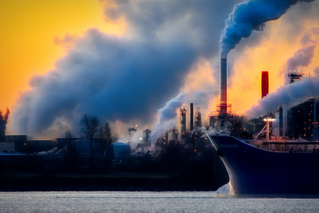 Enhancing Air Quality
Foto oleh Chris LeBoutillier: https://www.pexels.com/id-id/foto/tangkapan-layar-kapal-hitam-di-badan-air-929382/