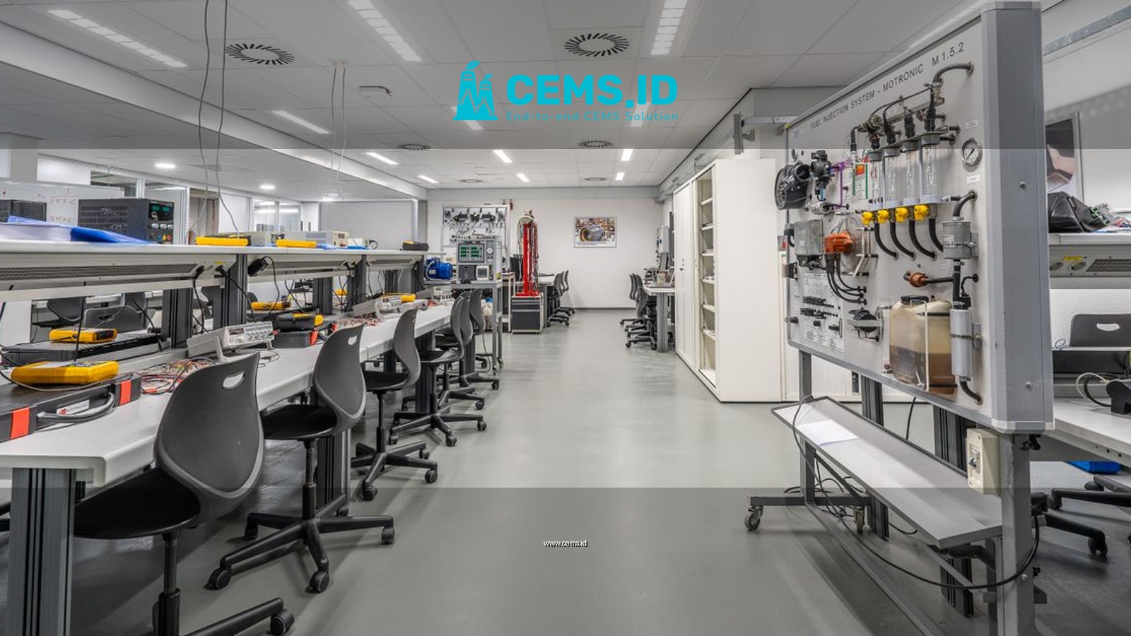 Spacious modern laboratory with workstations and equipment, ideal for scientific research and experiments.
