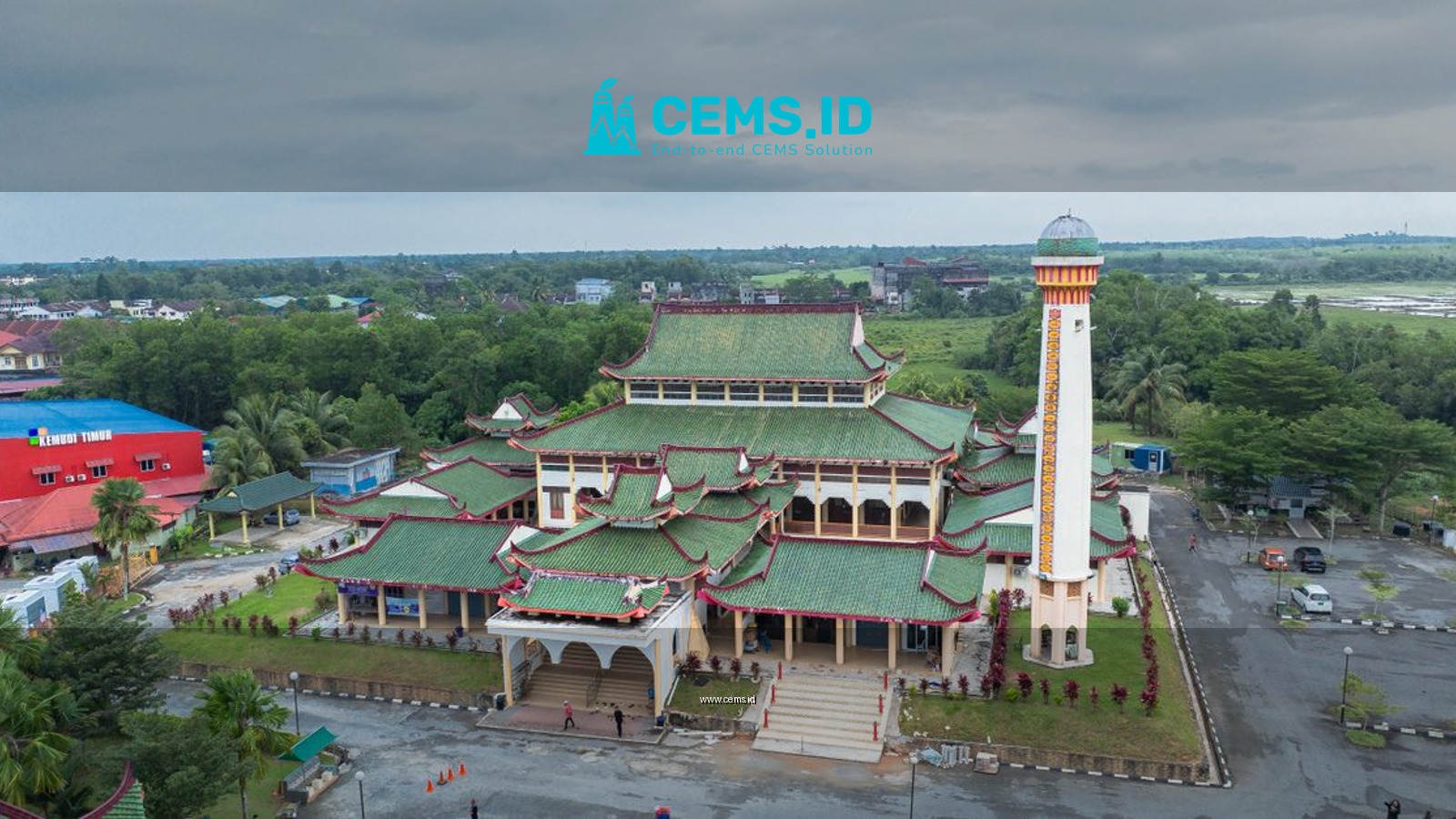Aerial view of the Rantau Panjang mosque with traditional architecture in Kelantan, Malaysia.