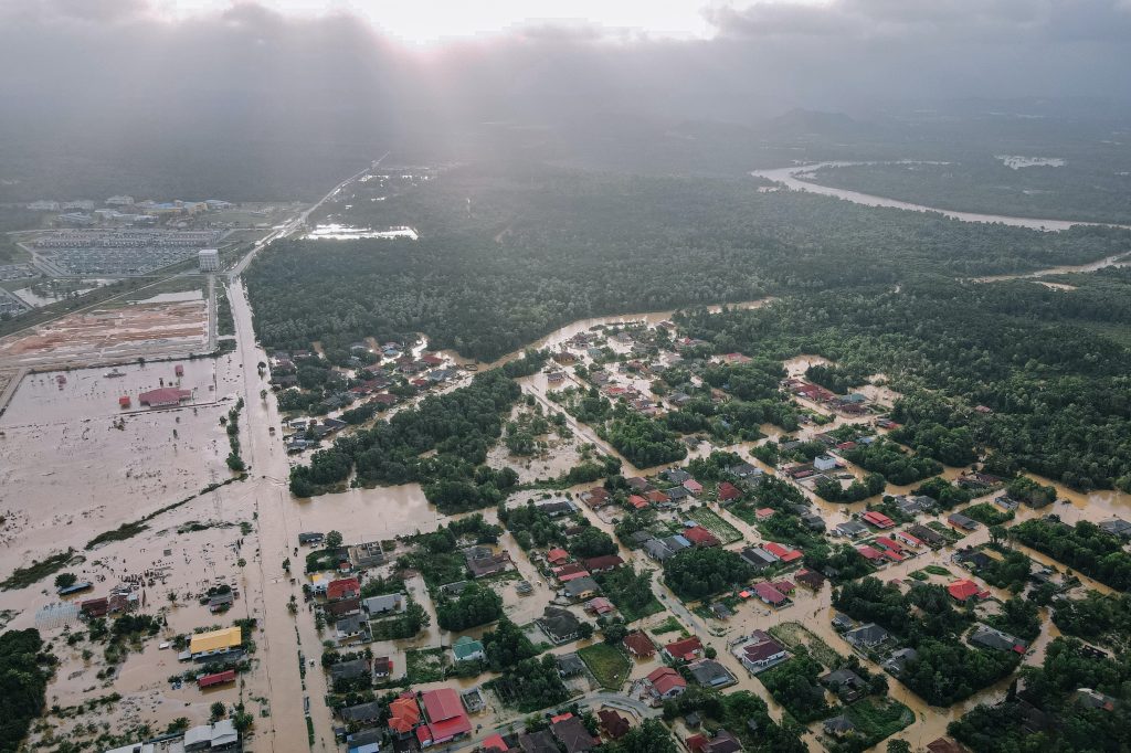 Photo by Pok Rie: https://www.pexels.com/photo/flooded-small-village-with-green-trees-6471970/

Conclusion