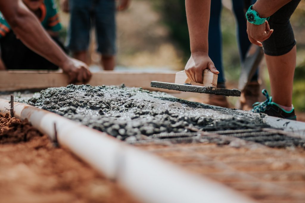 Reducing Waste
Foto oleh Rodolfo Quirós: https://www.pexels.com/id-id/foto/semen-fotografi-fokus-selektif-2219024/