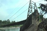Banjir Terjang OKU Selatan, Jembatan Gantung Penghubung 2 Desa Rusak