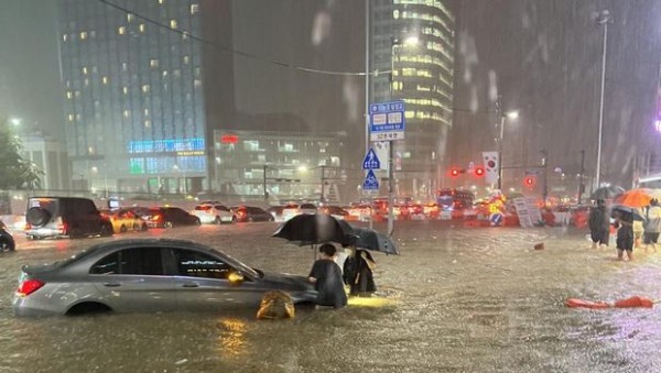 Penyebab dan Kerusakan Banjir Parah di Seoul