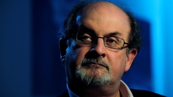 Mengaku Tak Bersalah, Penikam Salman Rushdie Didakwa Percobaan Pembunuhan