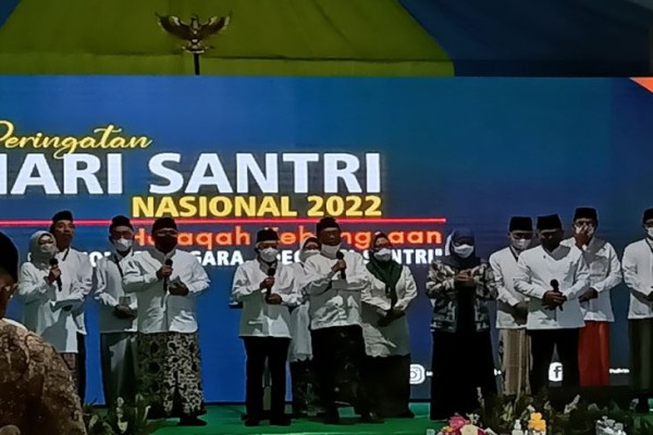 Hari Santri 2022, Wapres Sholawatan Bersama Sejumlah Menteri