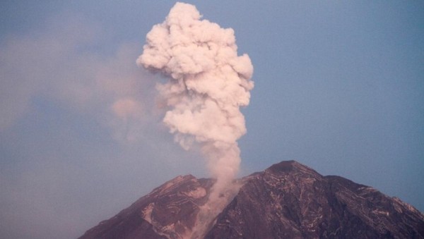 Apa Penyebab Erupsi Gunung? Cek Penjelasannya di Sini