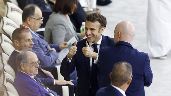 Presiden Emmanuel Macron Tonton Langsung Laga Prancis vs Maroko di Semifinal Piala Dunia 2022