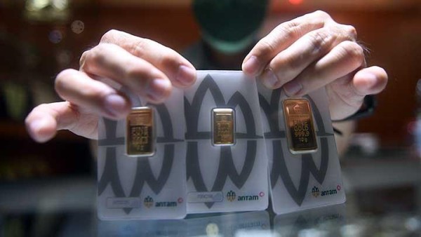 Harga Emas Antam Hari Ini Turun Rp 13 Ribu Jadi Rp 1 Juta per Gram